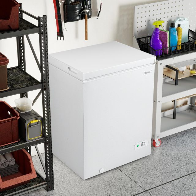 5 Cu.Ft Compact Chest Freezer with 7-Gear Adjustable Temperature & Removable Storage Basket